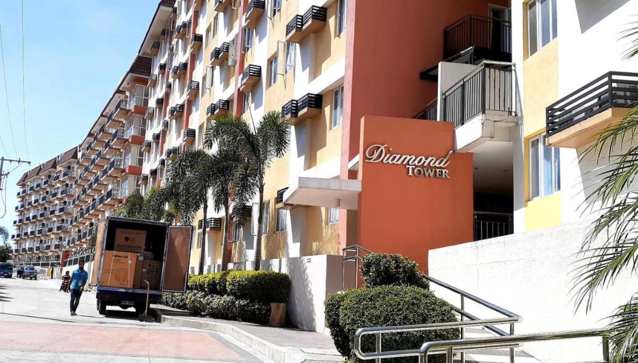 Lancris Residences 2 Bedroom Entire Apartment Near Airport With Pool Paranaque City 외부 사진