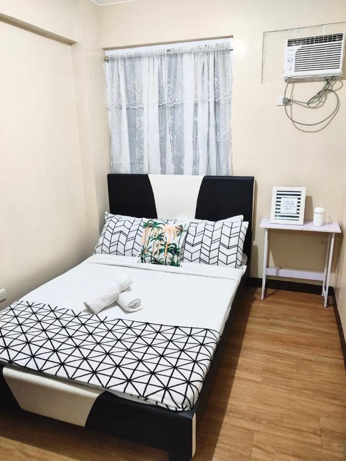 Lancris Residences 2 Bedroom Entire Apartment Near Airport With Pool Paranaque City 외부 사진