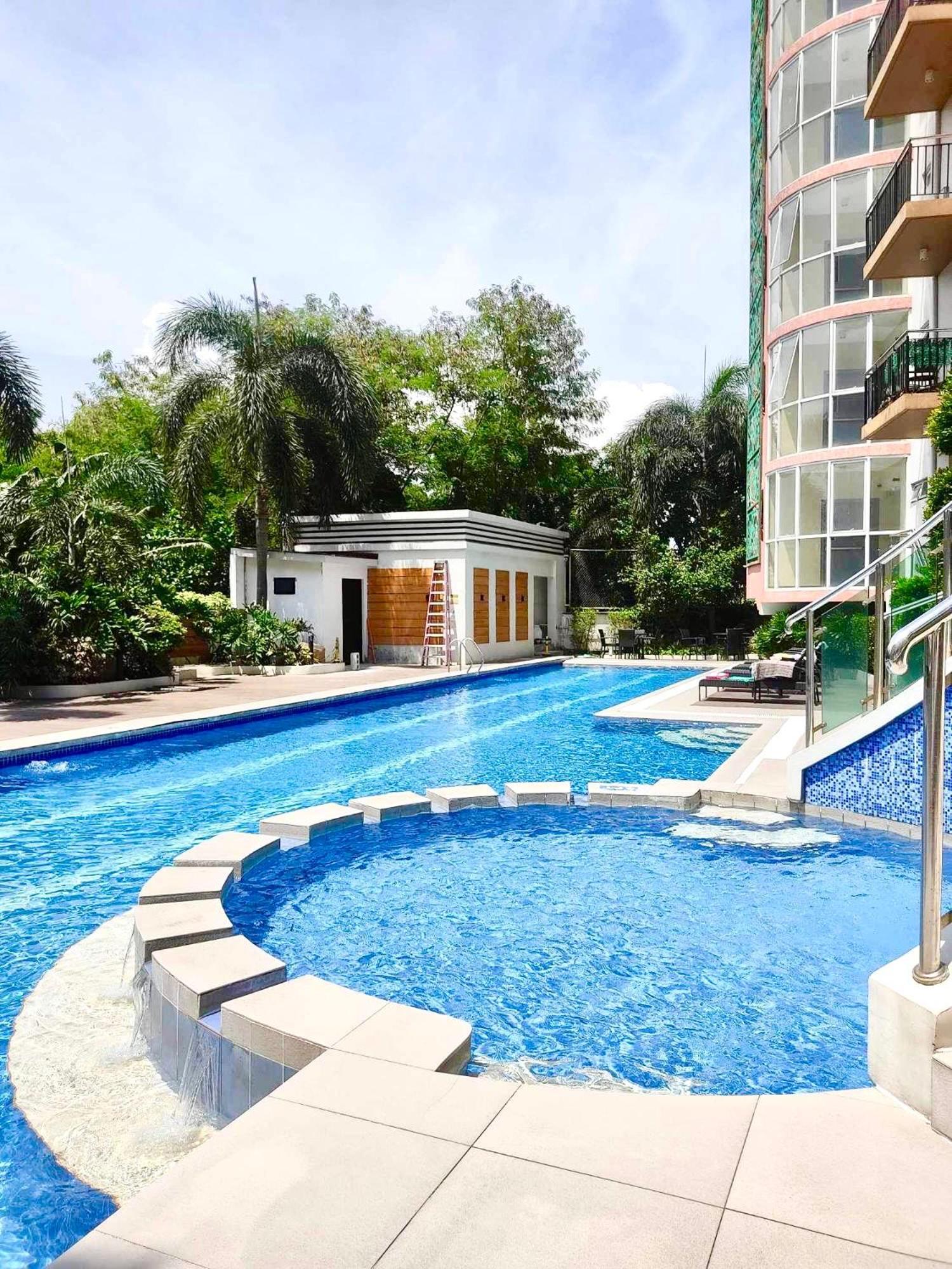 Lancris Residences 2 Bedroom Entire Apartment Near Airport With Pool Paranaque City 외부 사진