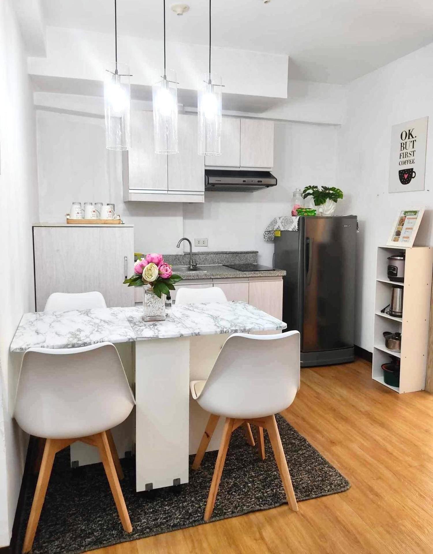 Lancris Residences 2 Bedroom Entire Apartment Near Airport With Pool Paranaque City 외부 사진